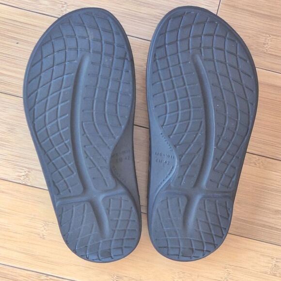 OOFOS OOriginal Sport Recovery Sandals Unisex Tactical Green Men's 9 Women's 11 - Picture 10 of 12